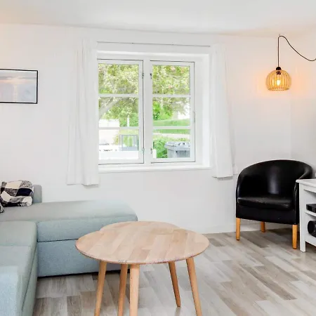 6 Person In Holiday home Gedser